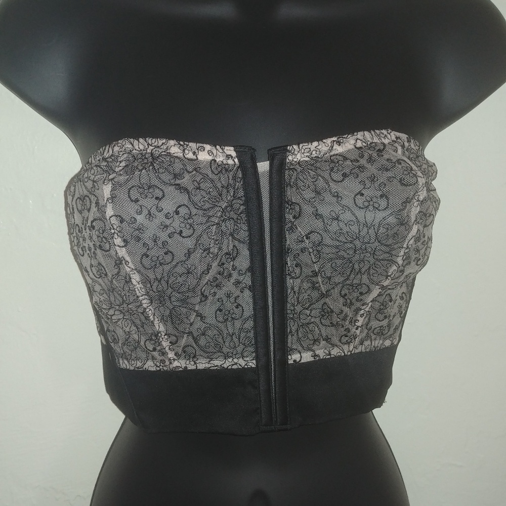 Vs mini corset